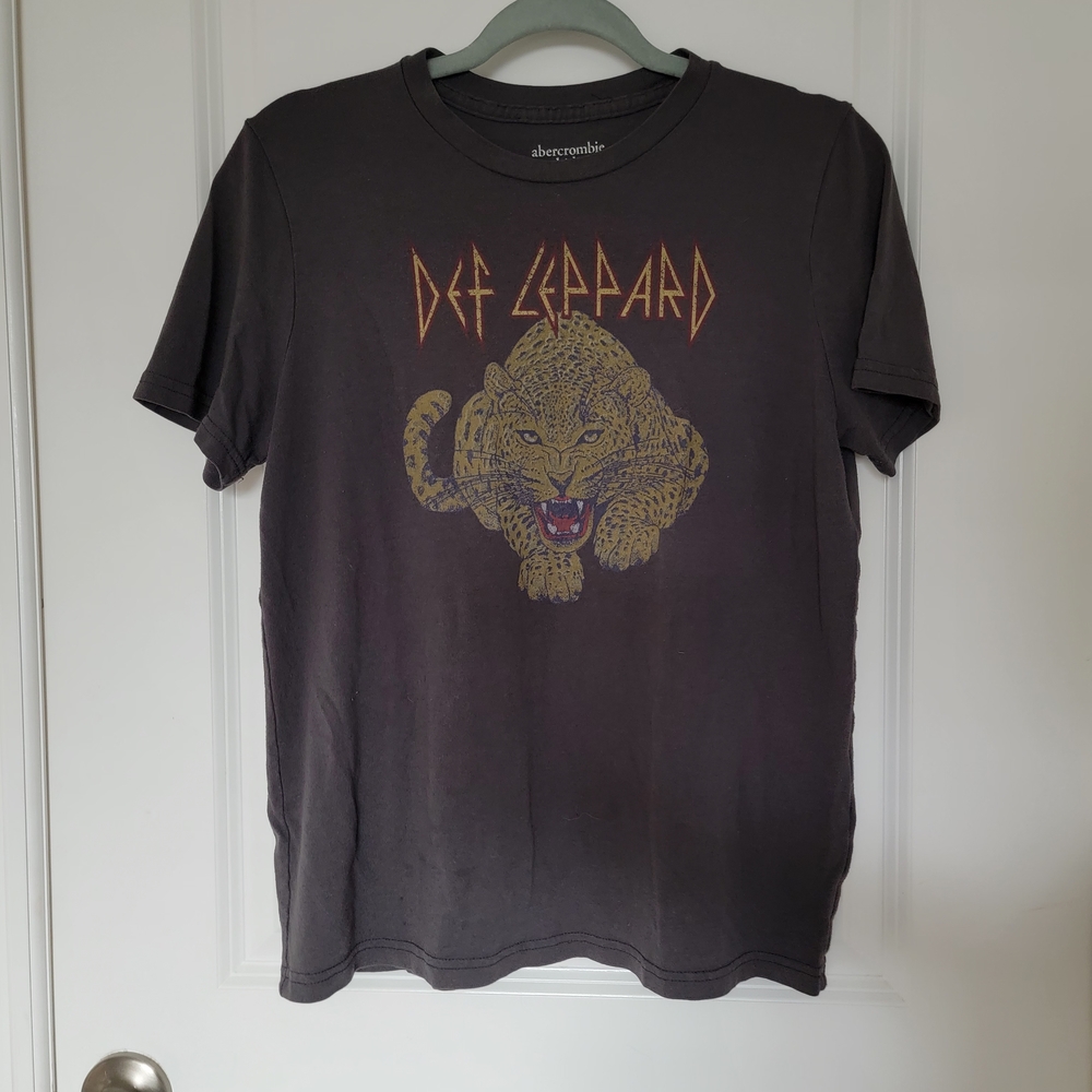 Graphic T-Shirt - Black